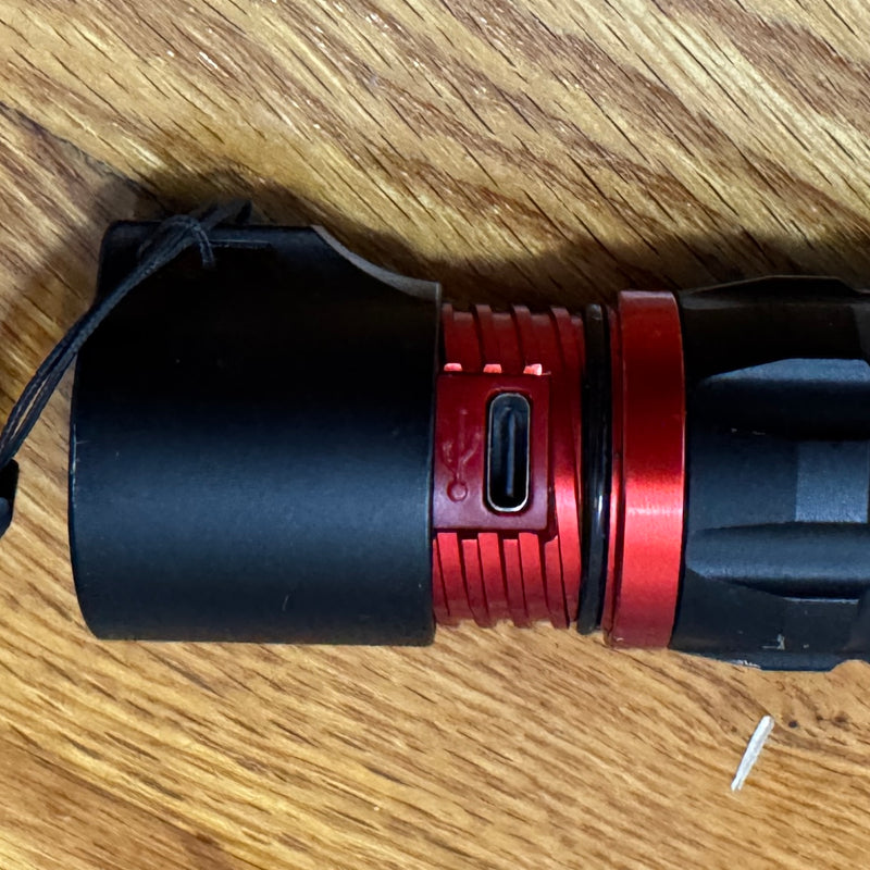 Coast XP11R Flashlight